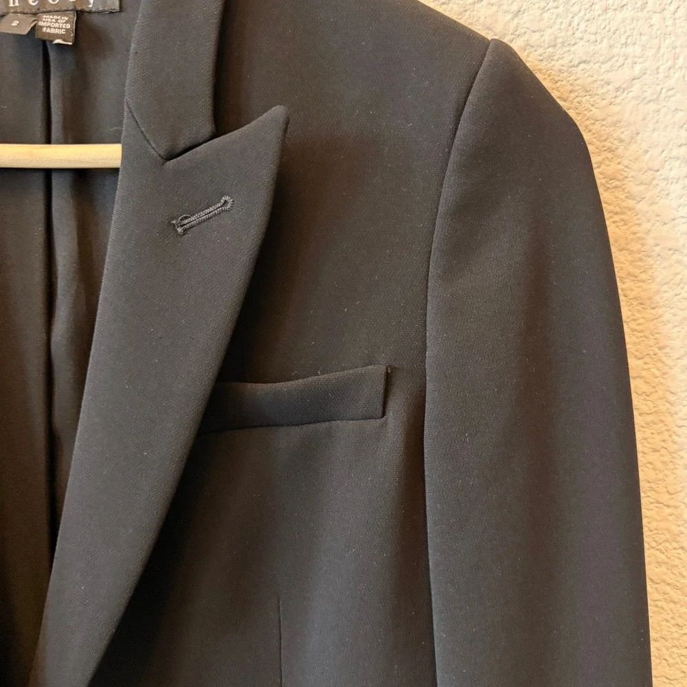 Theory Admiral Crepe Blazer Womens 2 Black Single Button Peak Lapel Tailored